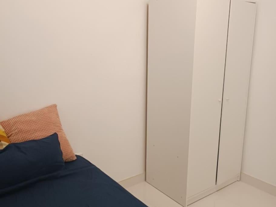 Modern Spacious In Center Of Apartament