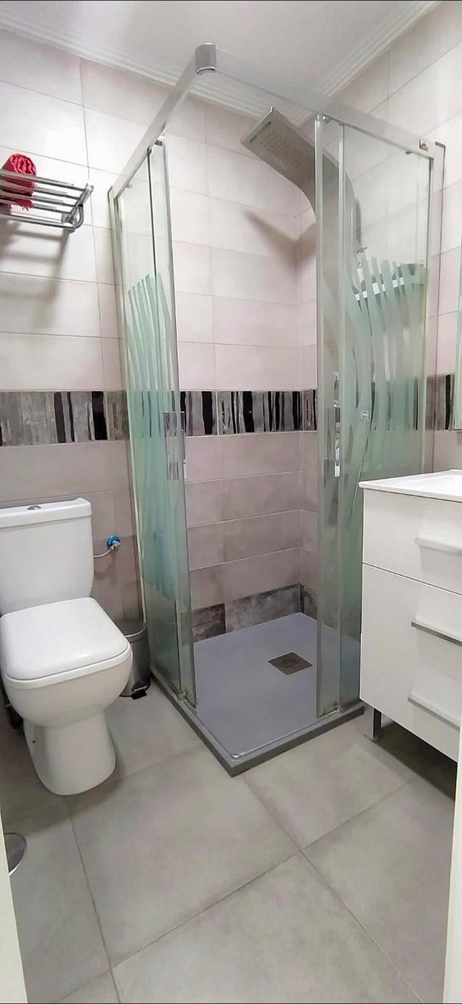 Modern Spacious In Center Of Apartament