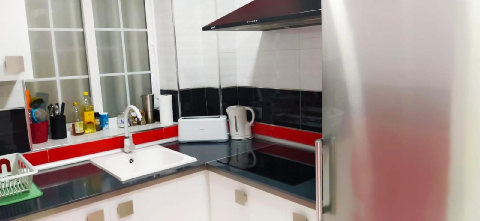 Appartamento Modern Spacious In Center Of *