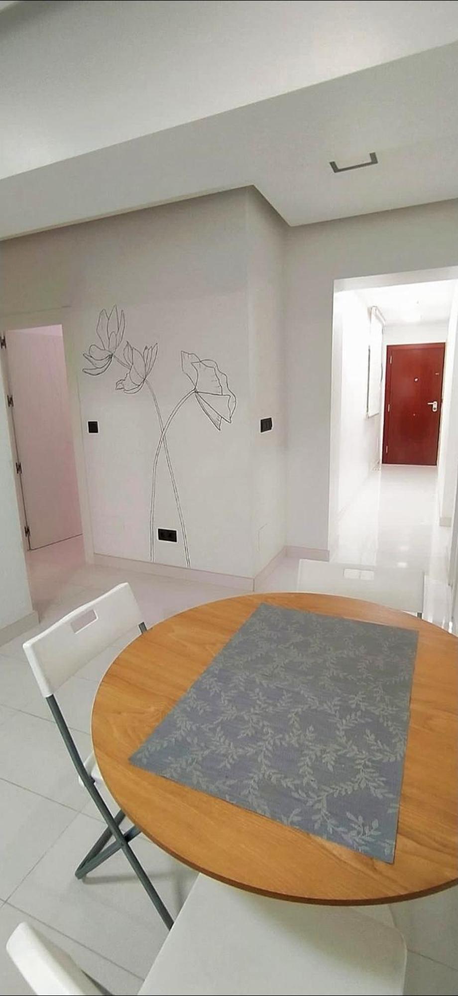 Modern Spacious In Center Of Apartament